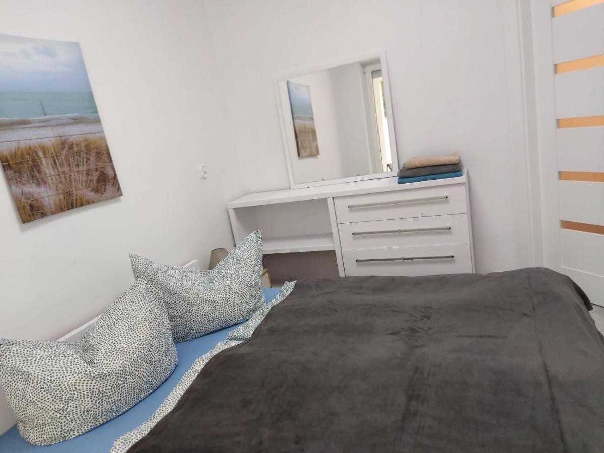 Apartament Z Duzym Tarasem Apartman Swinoujscie Kültér fotó