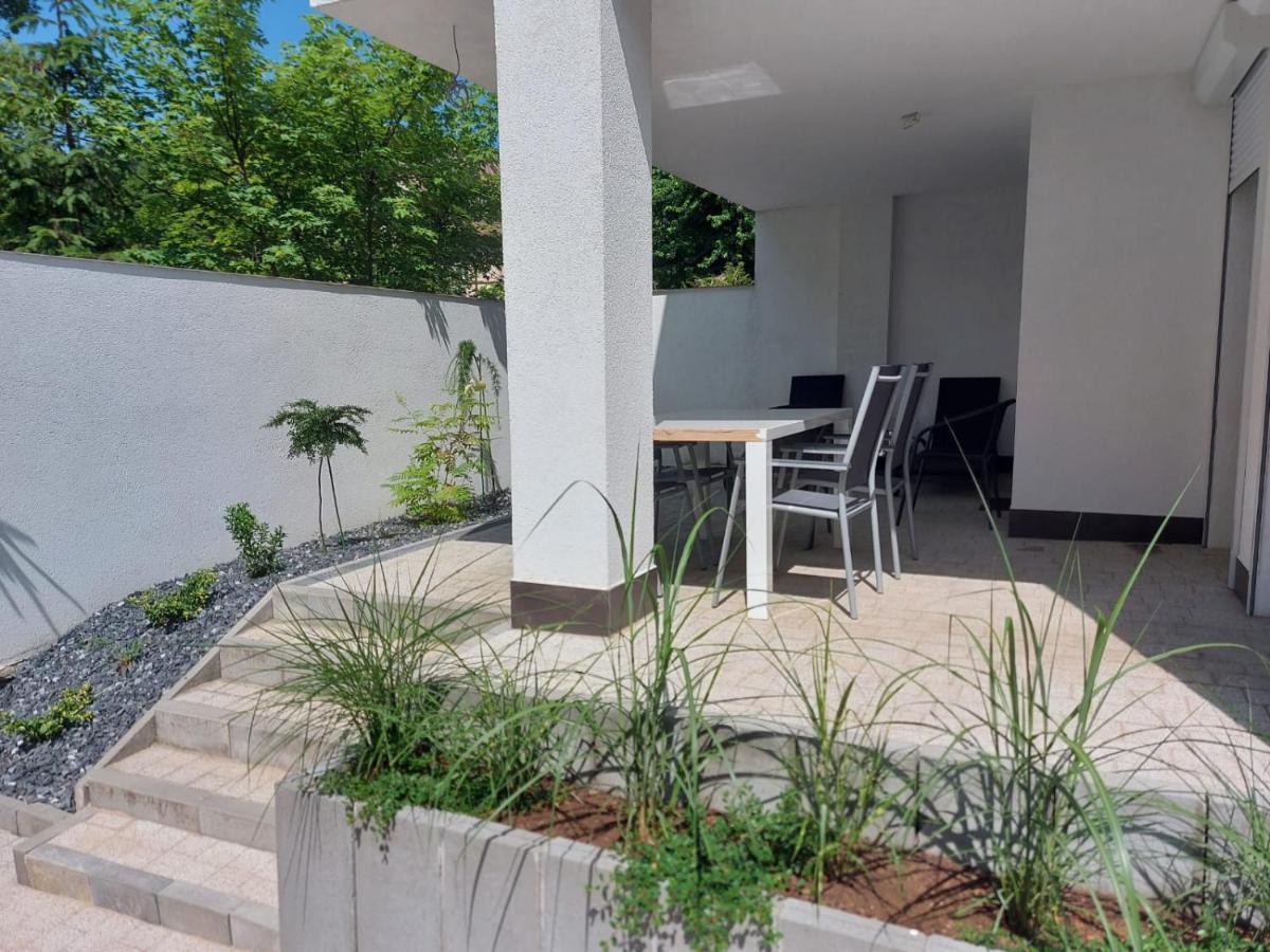 Apartament Z Duzym Tarasem Apartman Swinoujscie Kültér fotó