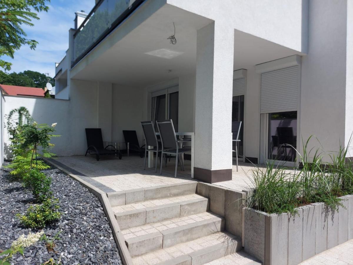 Apartament Z Duzym Tarasem Apartman Swinoujscie Kültér fotó